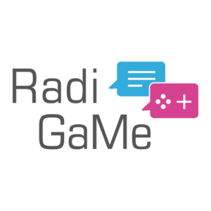 Logo mit dem Schriftzug 'Radi GaMe' und zwei Sprechblasen, eine blau mit Linien, die einen Messenger darstellen soll und eine Sprechblase in pink mit einem Pluszeichen und Punkten, die ein Gaming-Controller darstellen soll.
